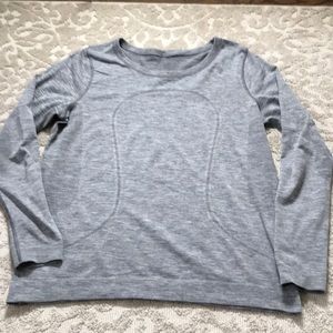 Men's Lululemon Gray Seamless Long Sleeve Sz S/M